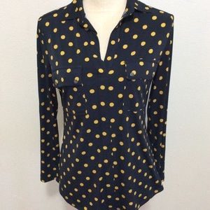 JONES New York Navy & Yellow Polkadot Top